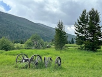 CO river area in park