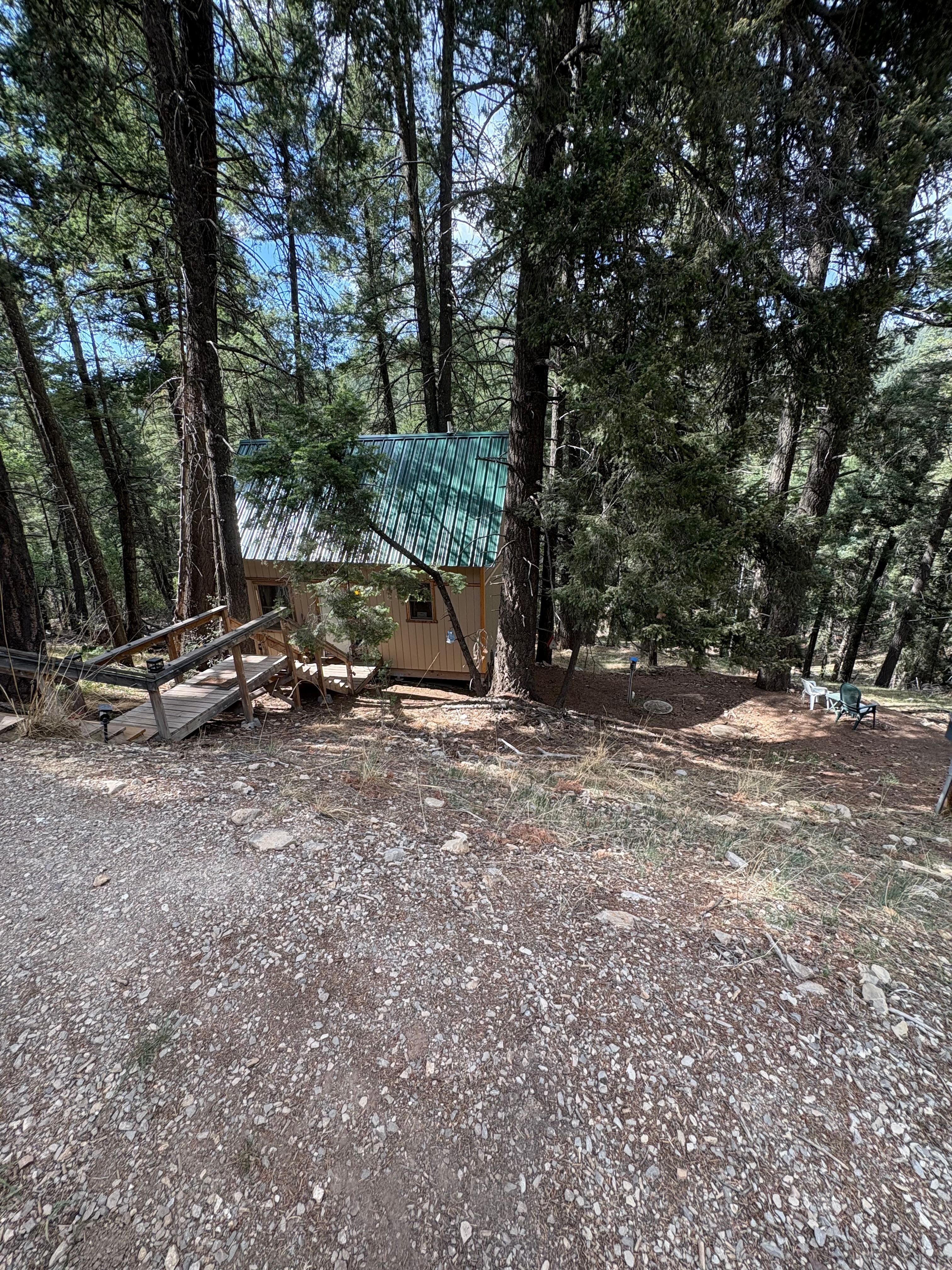Photo of the cabin