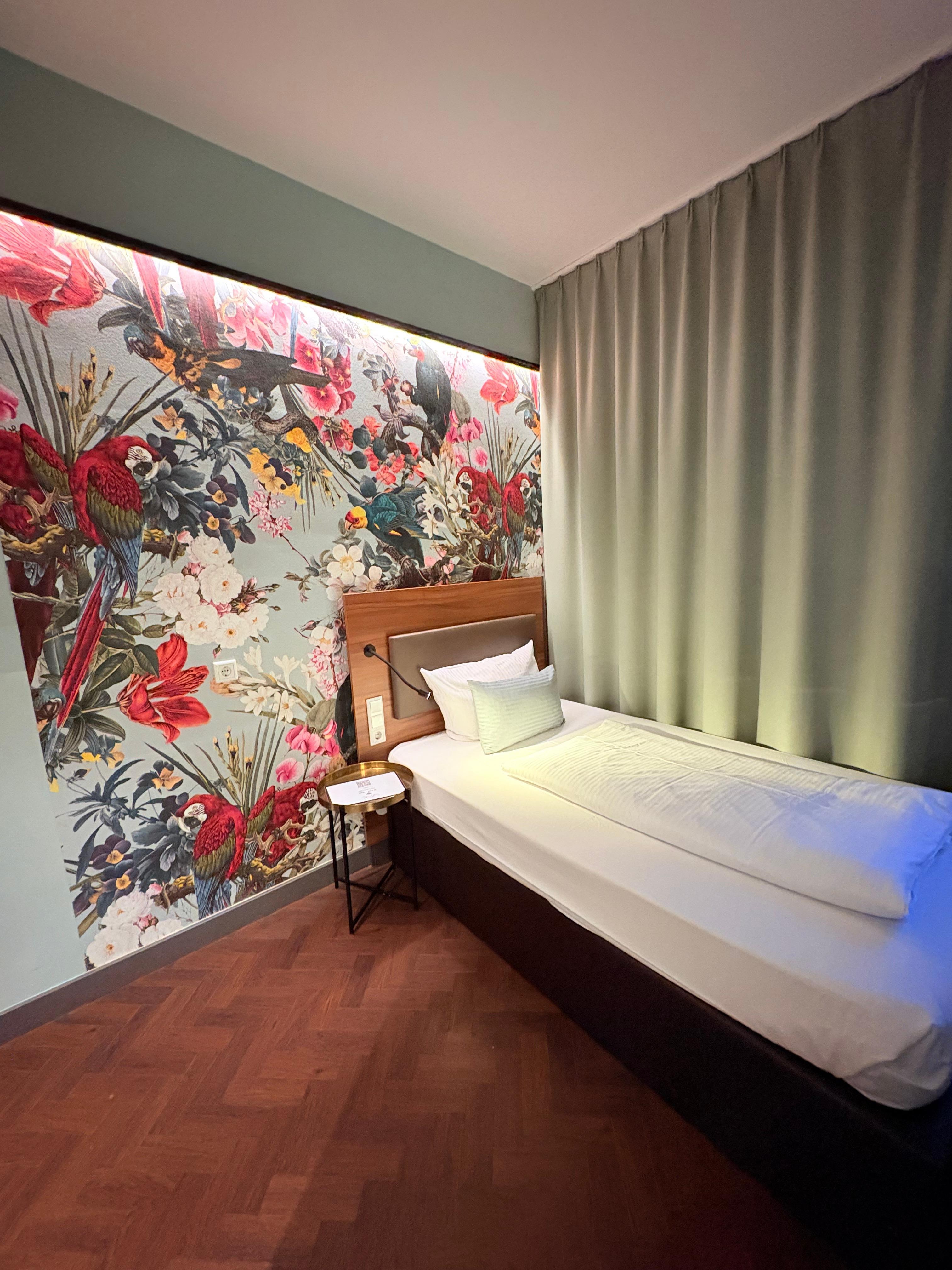 充分な広さシングルルーム