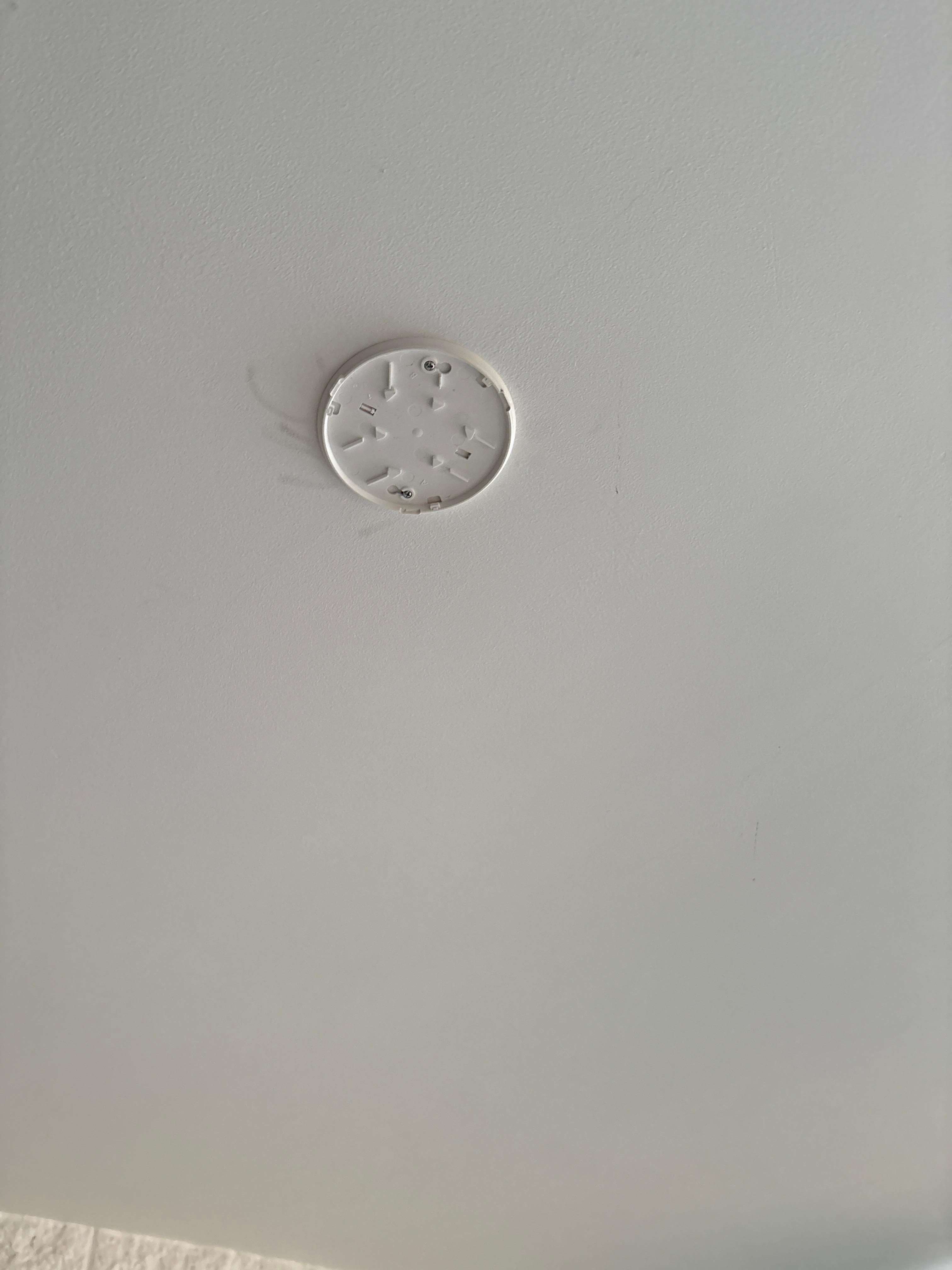 Missing smoke detector #1 in master bedroom 
