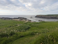 5 min walk to trails