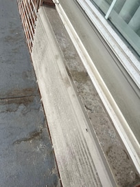 Rusty and dirty filter AC releases smelly odor in the air.