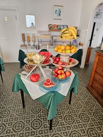 Breakfast fruits.