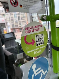 The info for the FREE navette (shuttle)