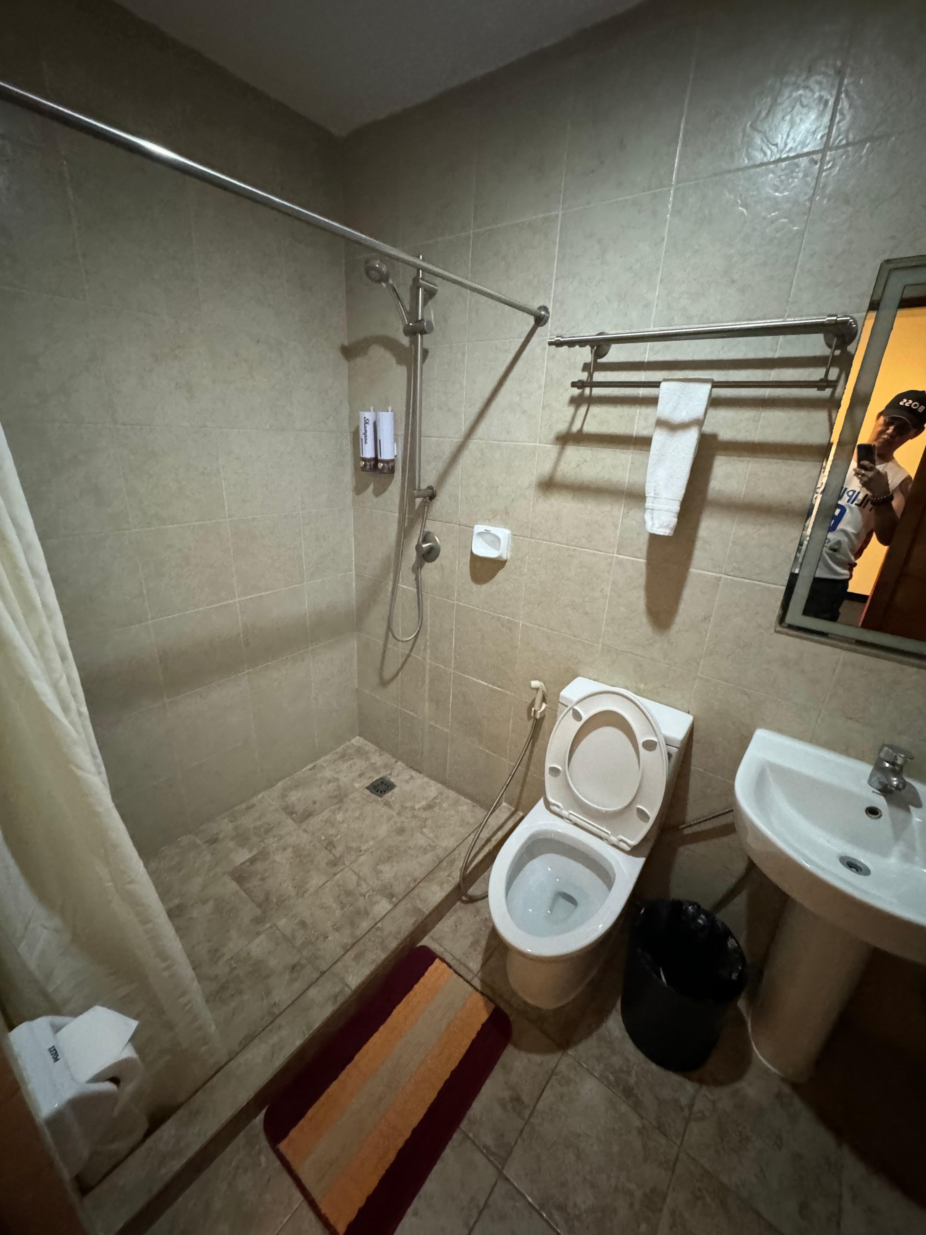 Toilet that doesn’t have hot water