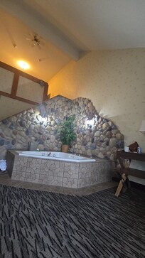 Jacuzzi suite