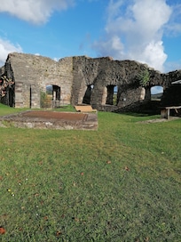 Burg Ruine Polle