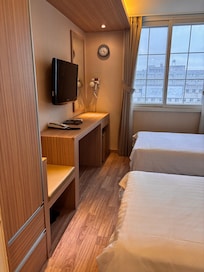 1äșșćźżæłă ăă©ăă€ăłăćźăăŠăăĄăă