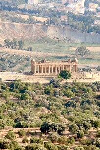 Temple Concordia taken from the apartment outside space