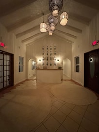 Front desk & entrance