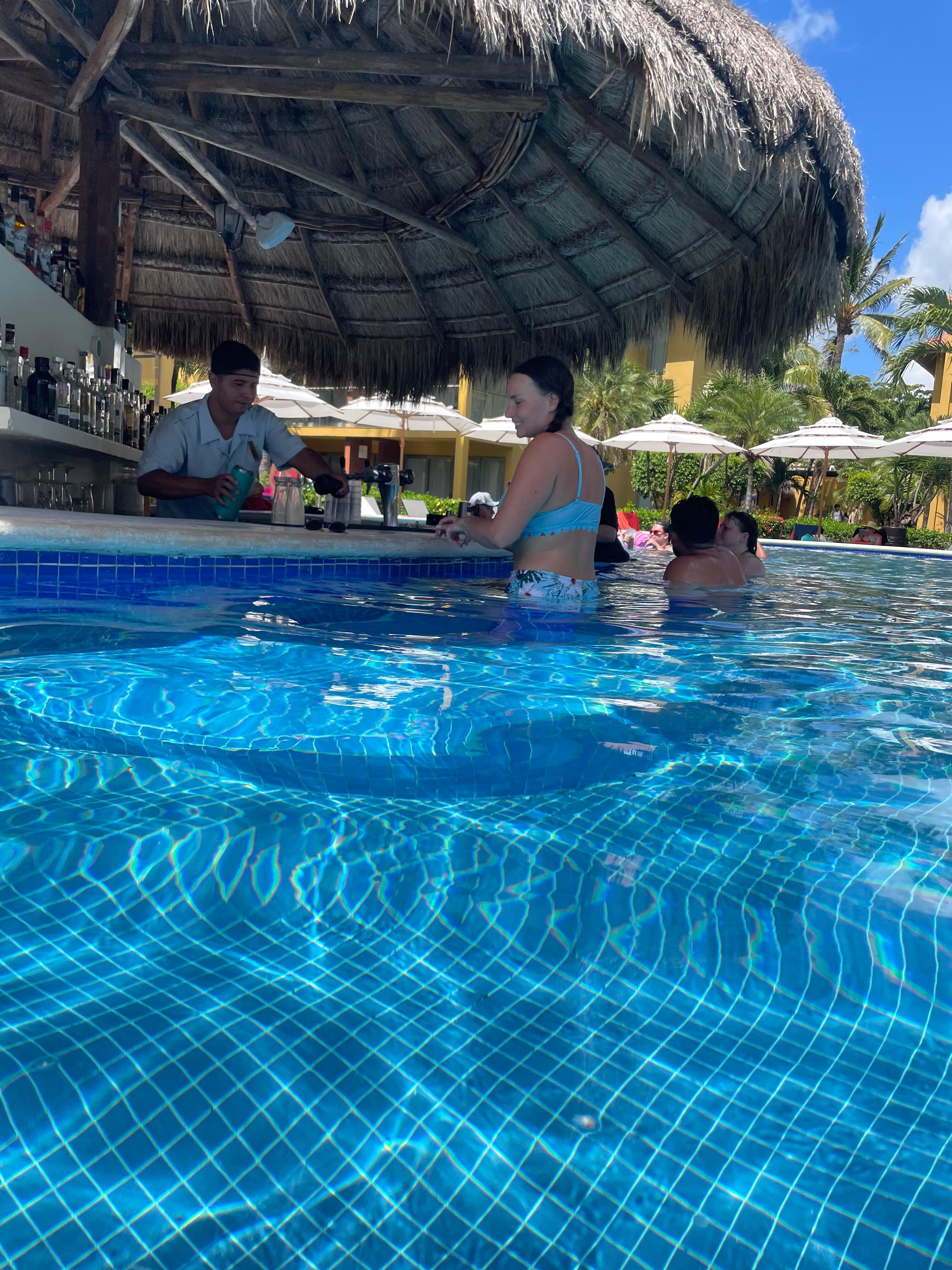 Preferred pool swim-up bar
