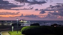 61st Street fishing pier