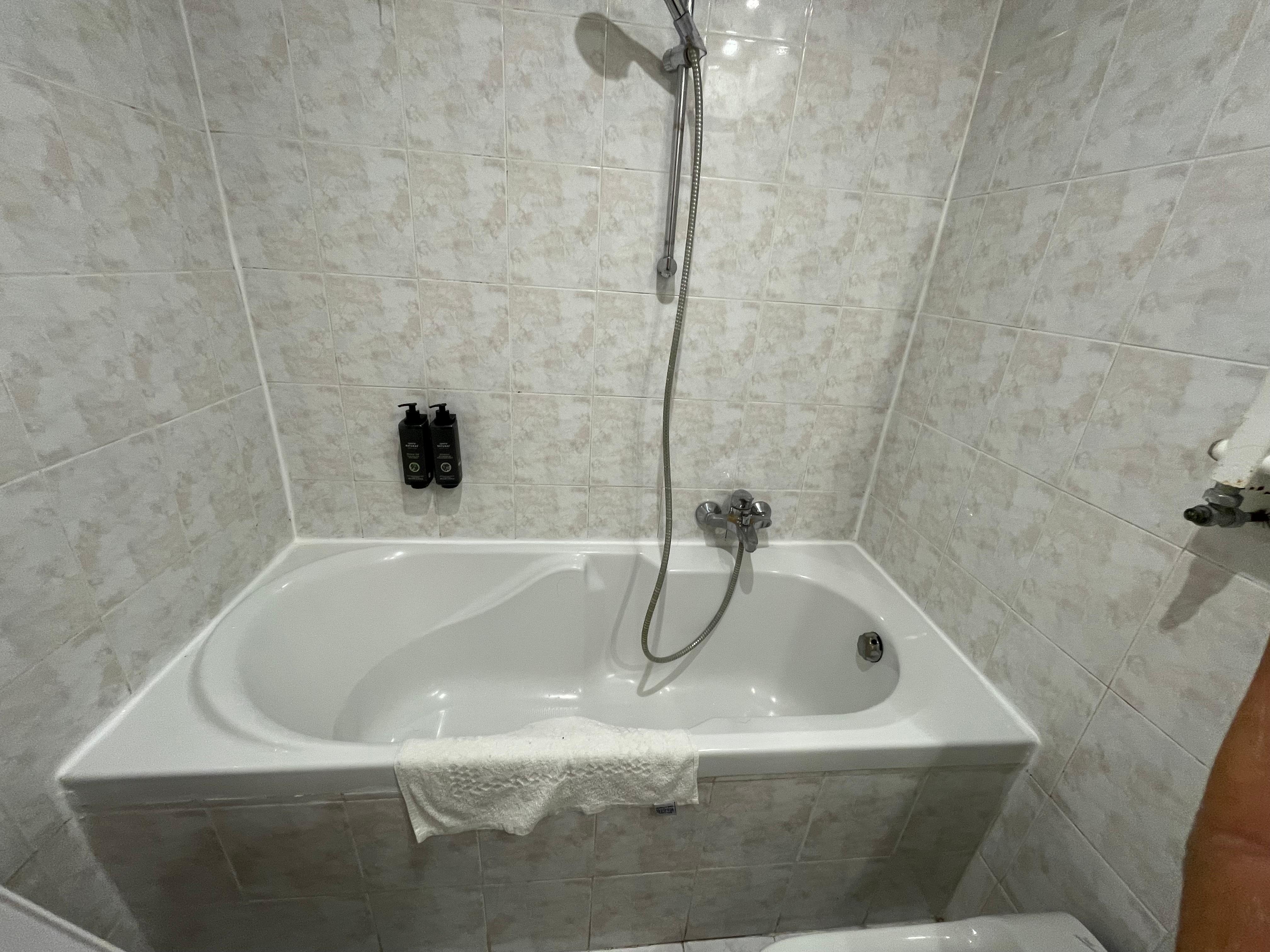 Bathtub was slippery and didn’t have curtains 