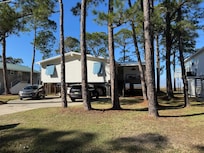 View from the front. Clean and well maintained.