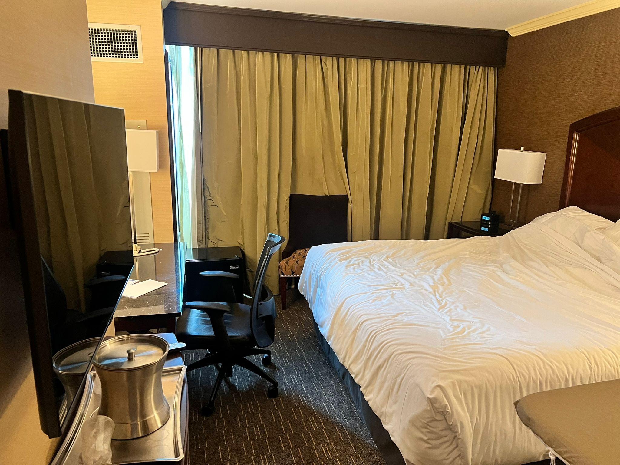 Room size, no space to move around