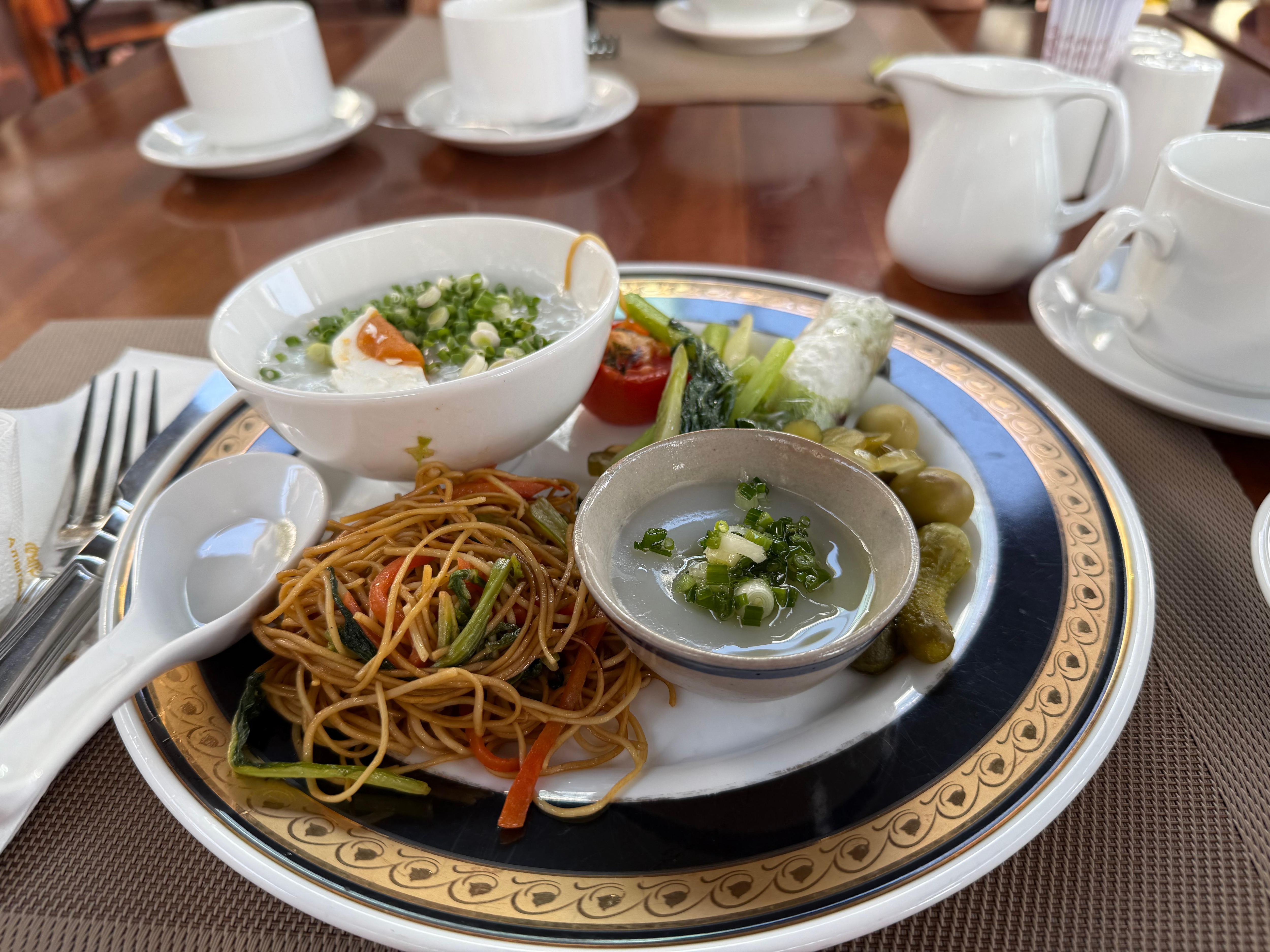 Everything is delicious at the breakfast buffet 