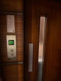 Asansörler çalışmıyor