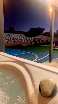 Hit tub views
