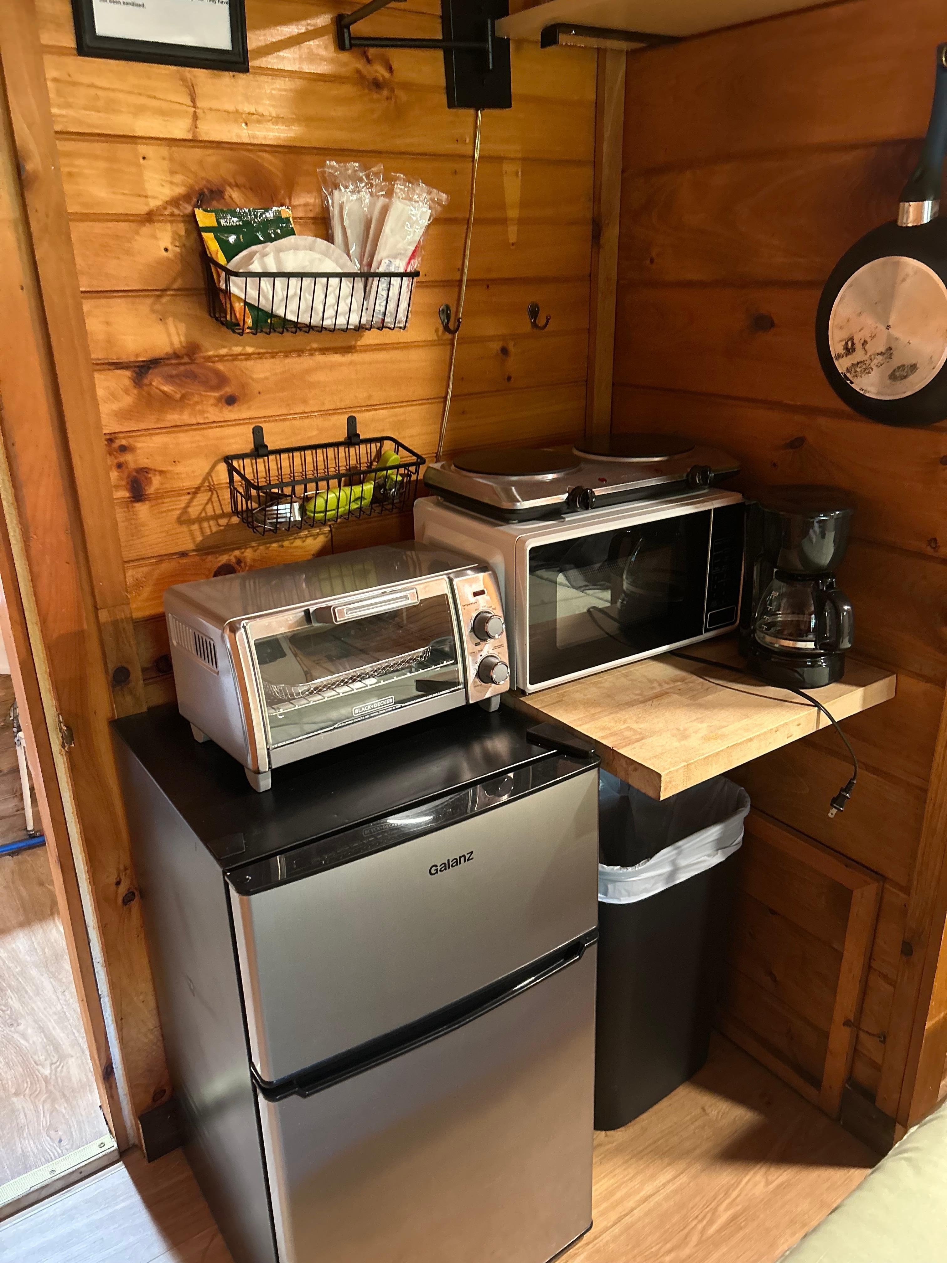 Well supplied kitchen area