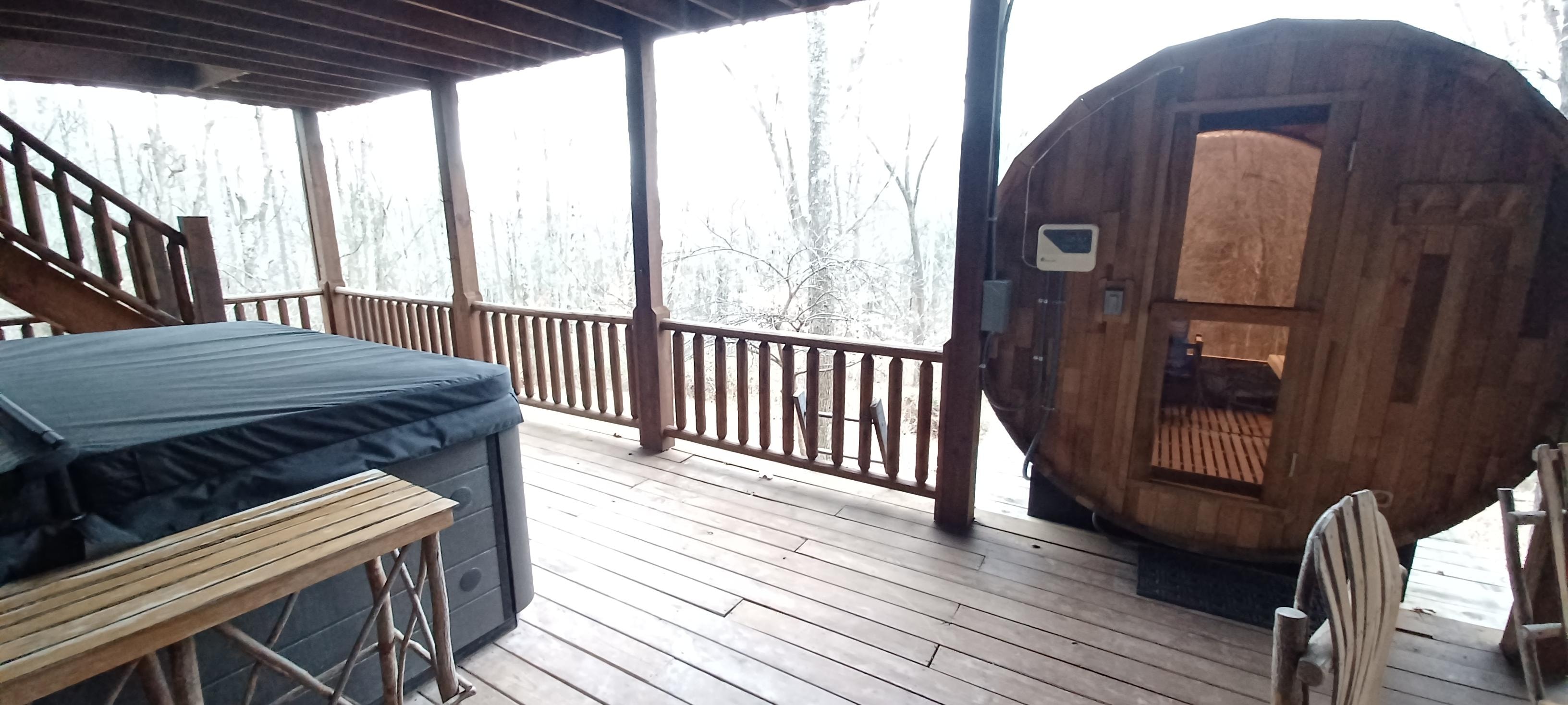 Hot Tub & Sauna