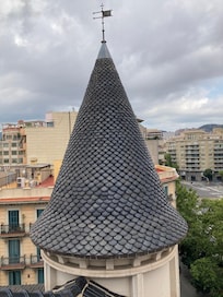 Dragon scale turret on roof top terrance