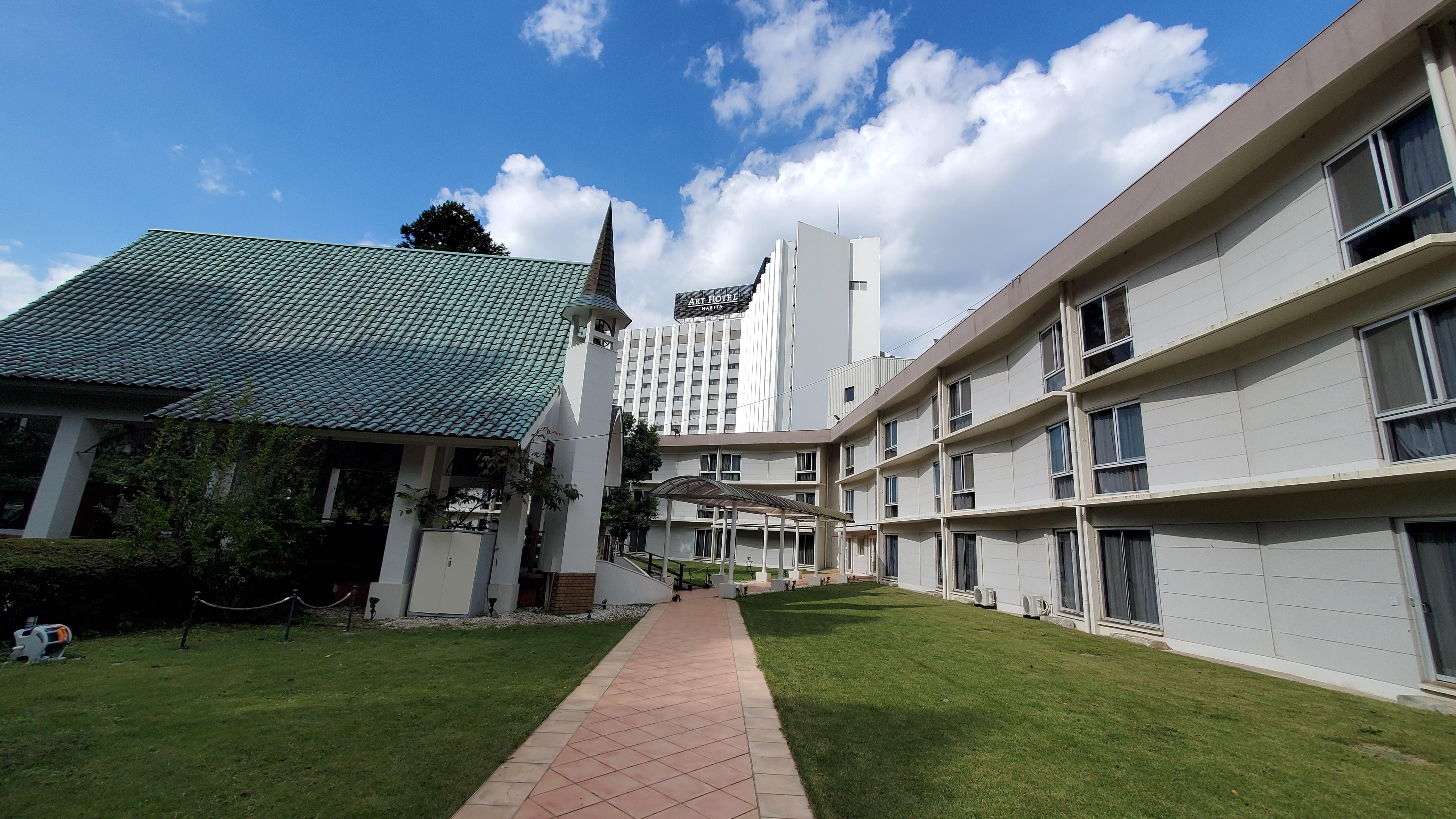 庭園、チャペル。散策して気持ちいいと思います。