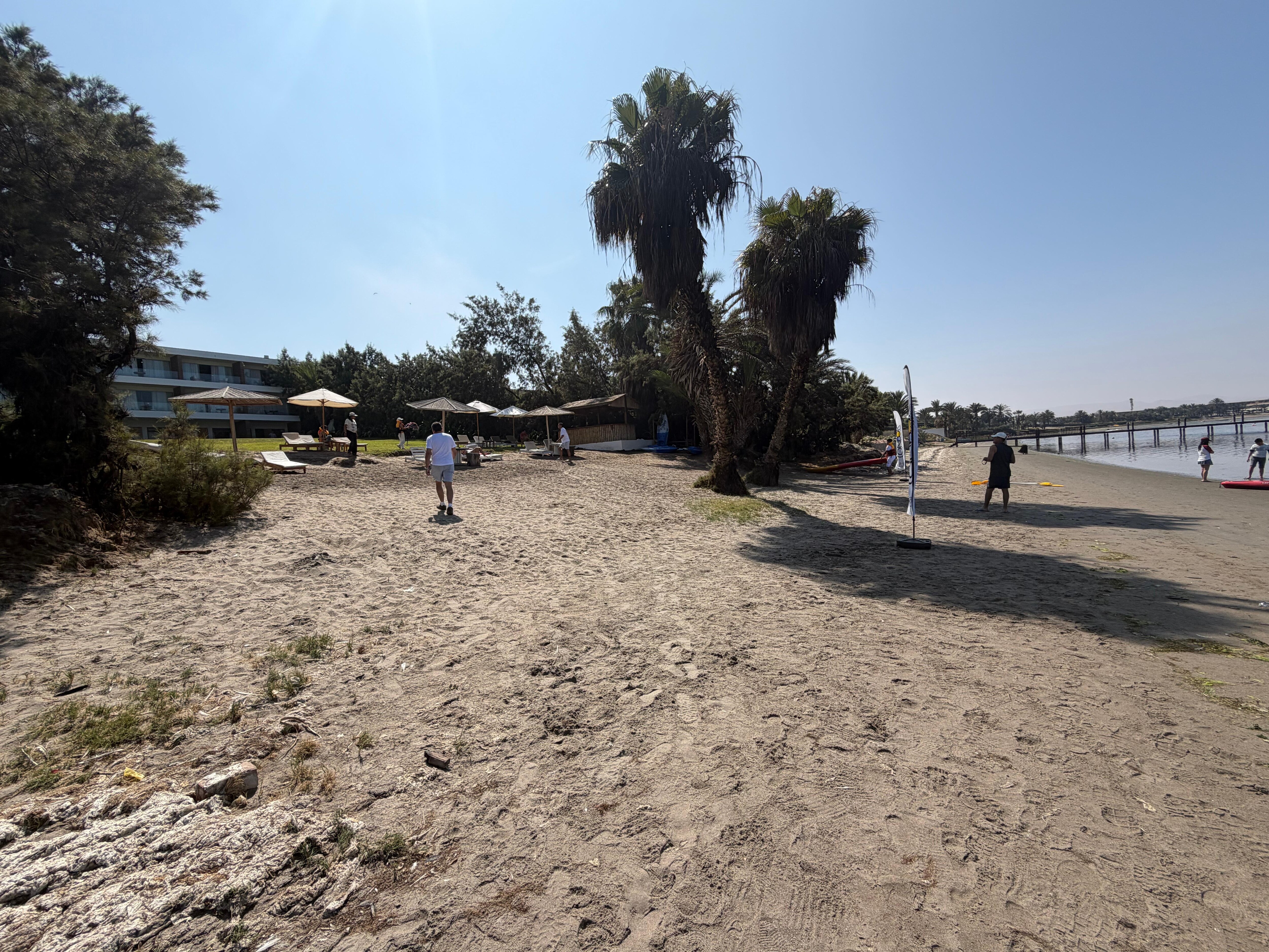 Beach next to el condor