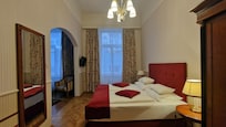 room 117 (all the pics)
