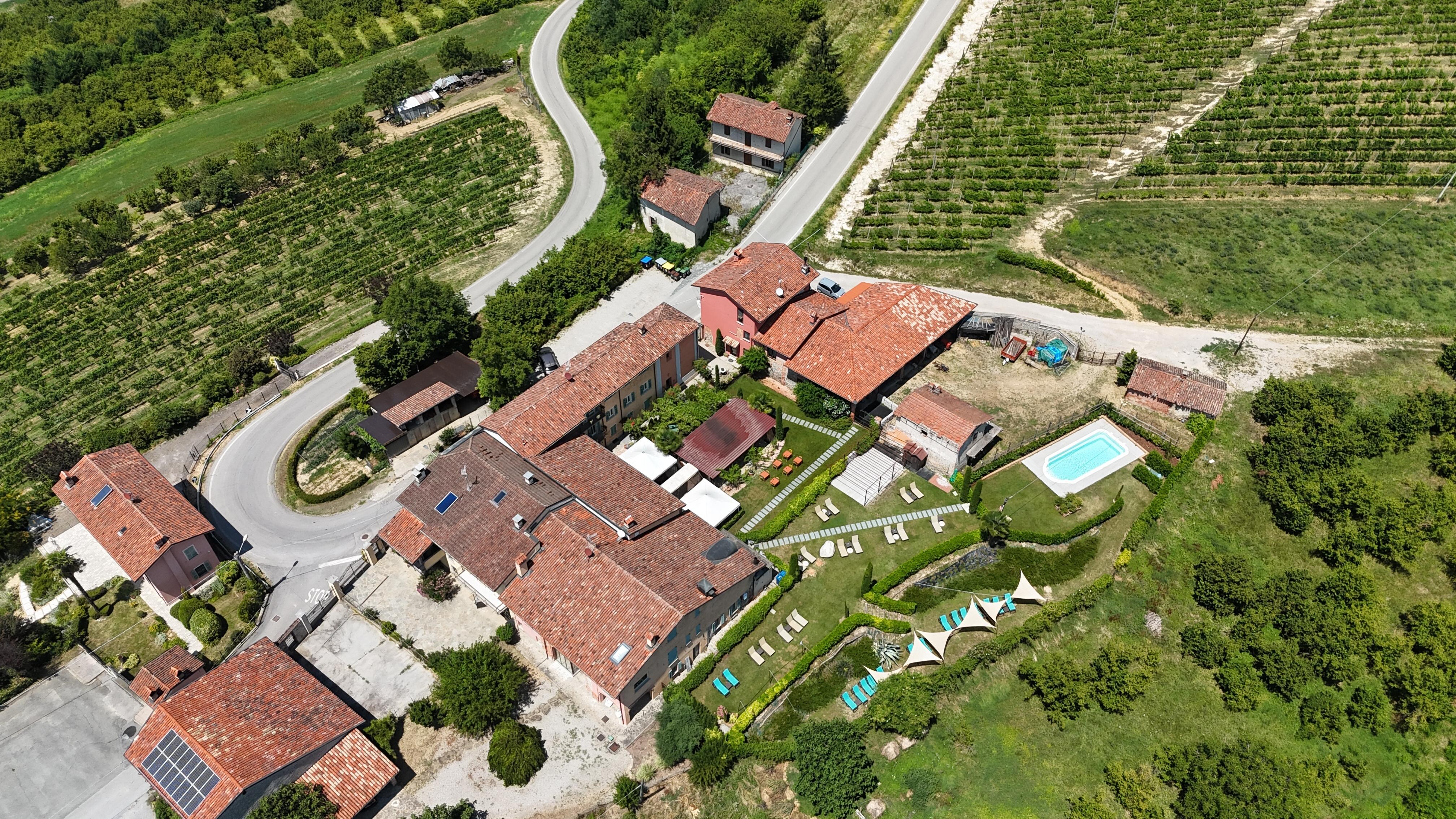 San Martino Langhe fra luften