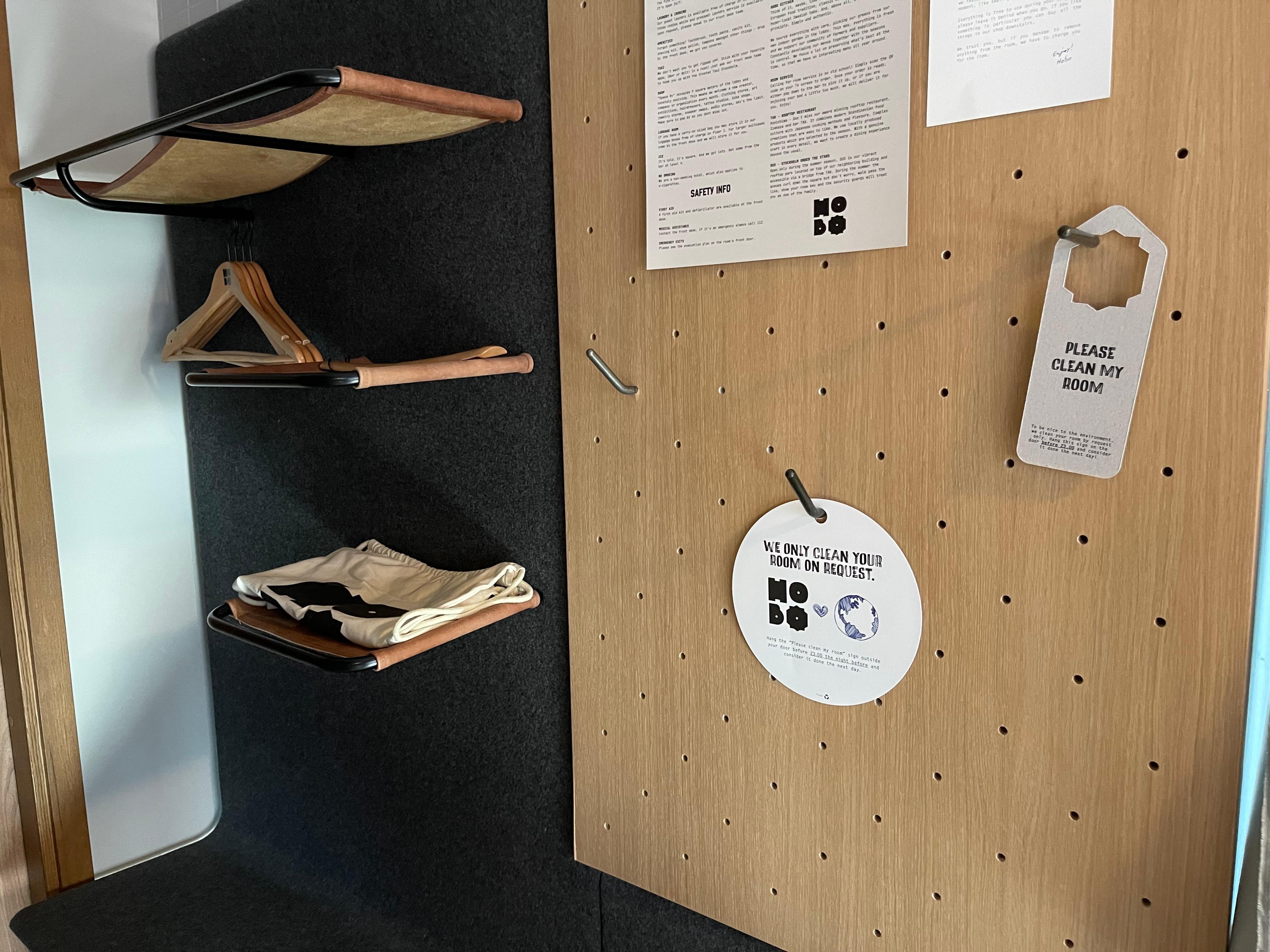 Open-closet_Message board