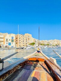 Bateau traditionnel pour La Valette