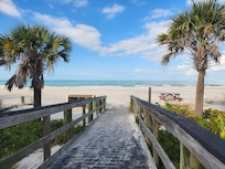 A few steps from the bungalow