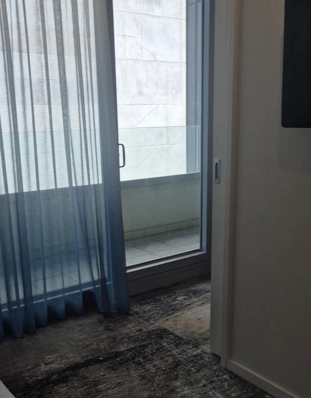 Door to balcony