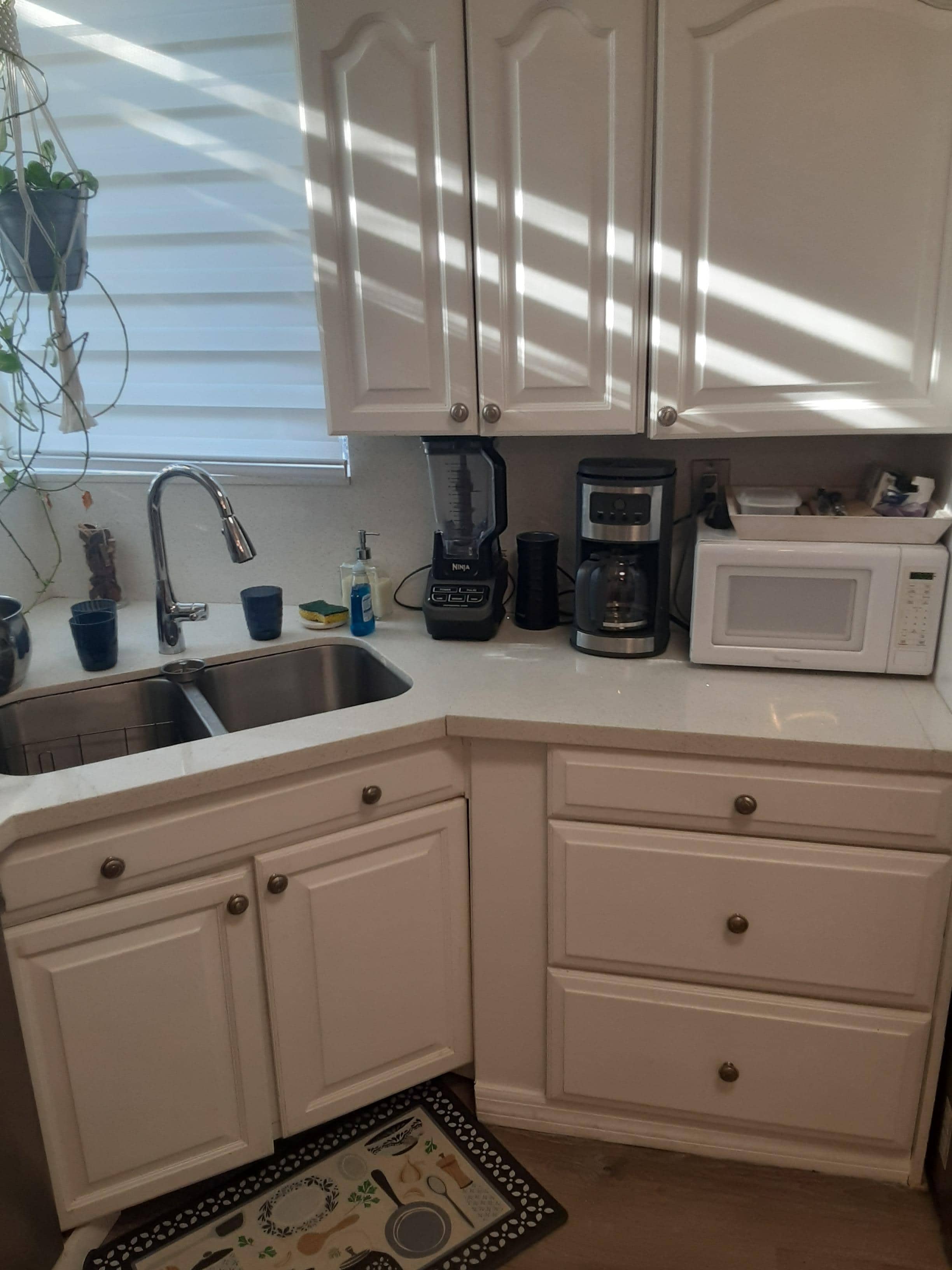 Kitchen cabinets falling apart