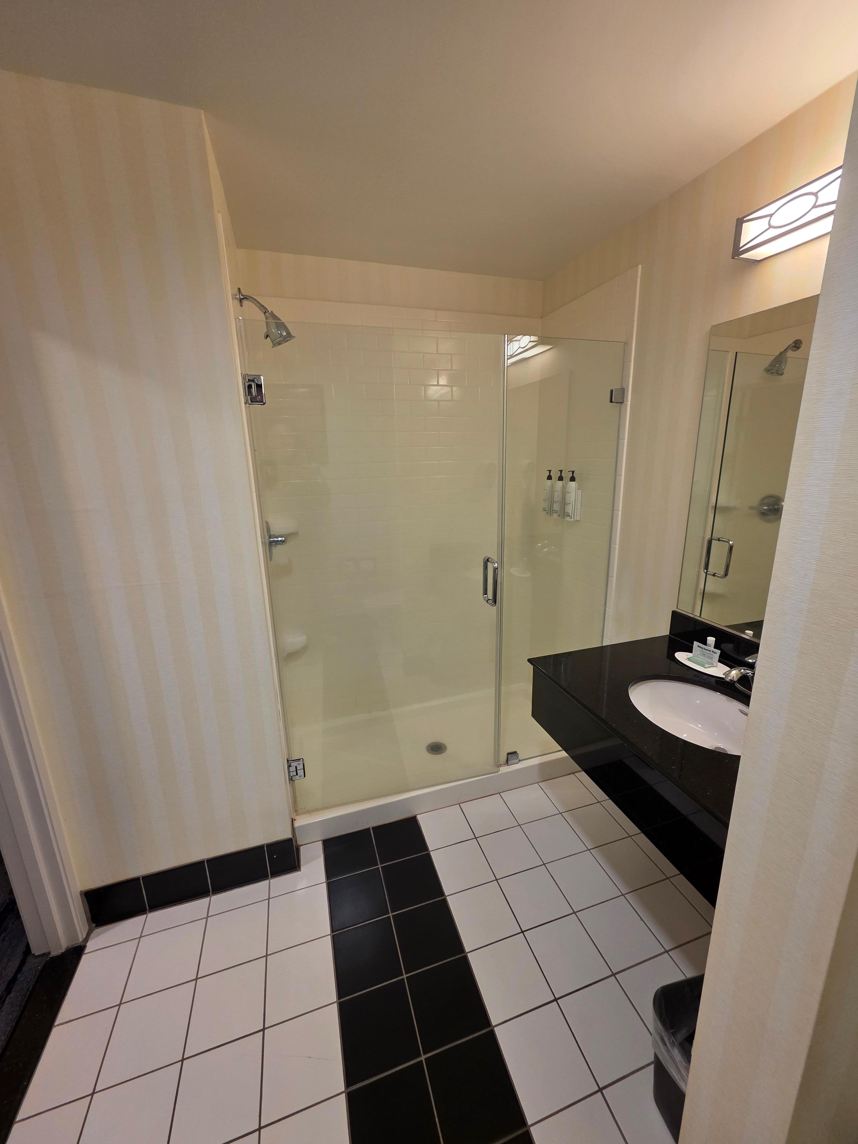 Clean Spacious Bathroom