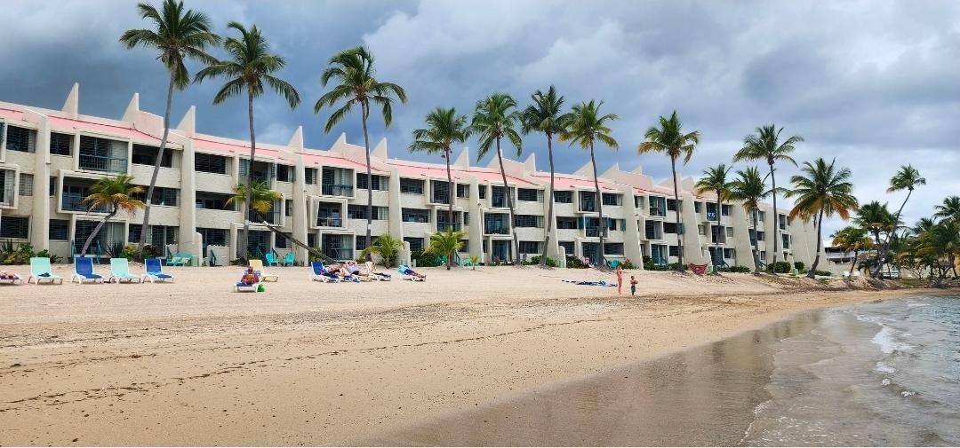 The condos for shoreline