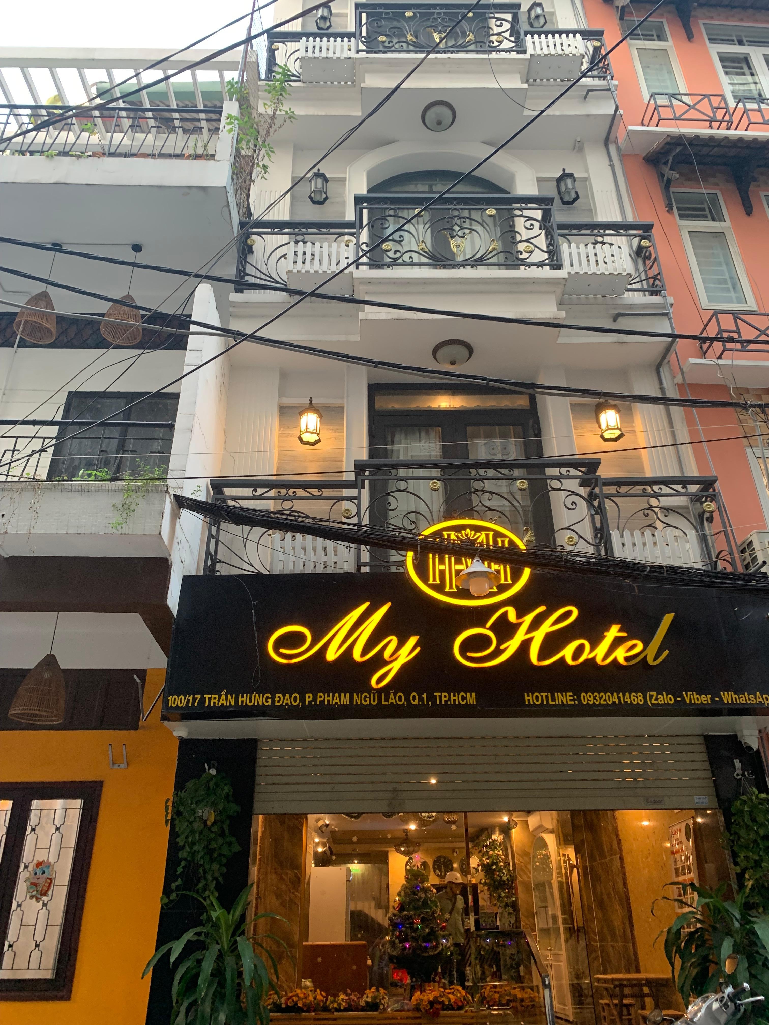 Hotel is off the main drag on a quiet side street. Cannot hear the deafening all-night din from the nearby Walking Street. 