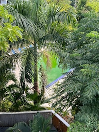 Lower pool; unable to use.