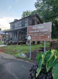 History in Cave Spring, Georgia