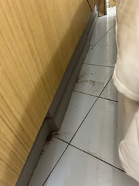 cupin atrás da porta