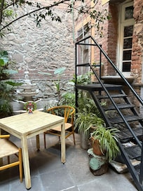 The entrance courtyard.