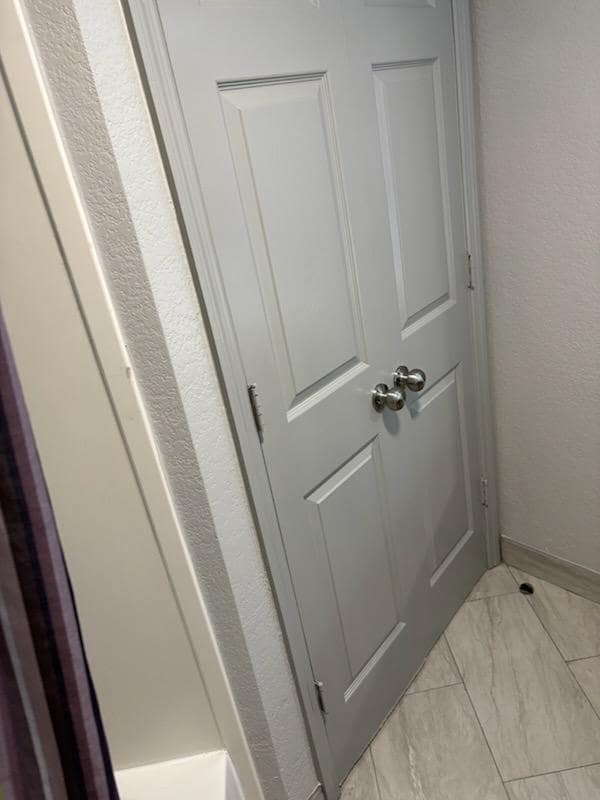 bathroom door didnt lock