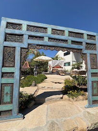 Entrance to the amazing garden.