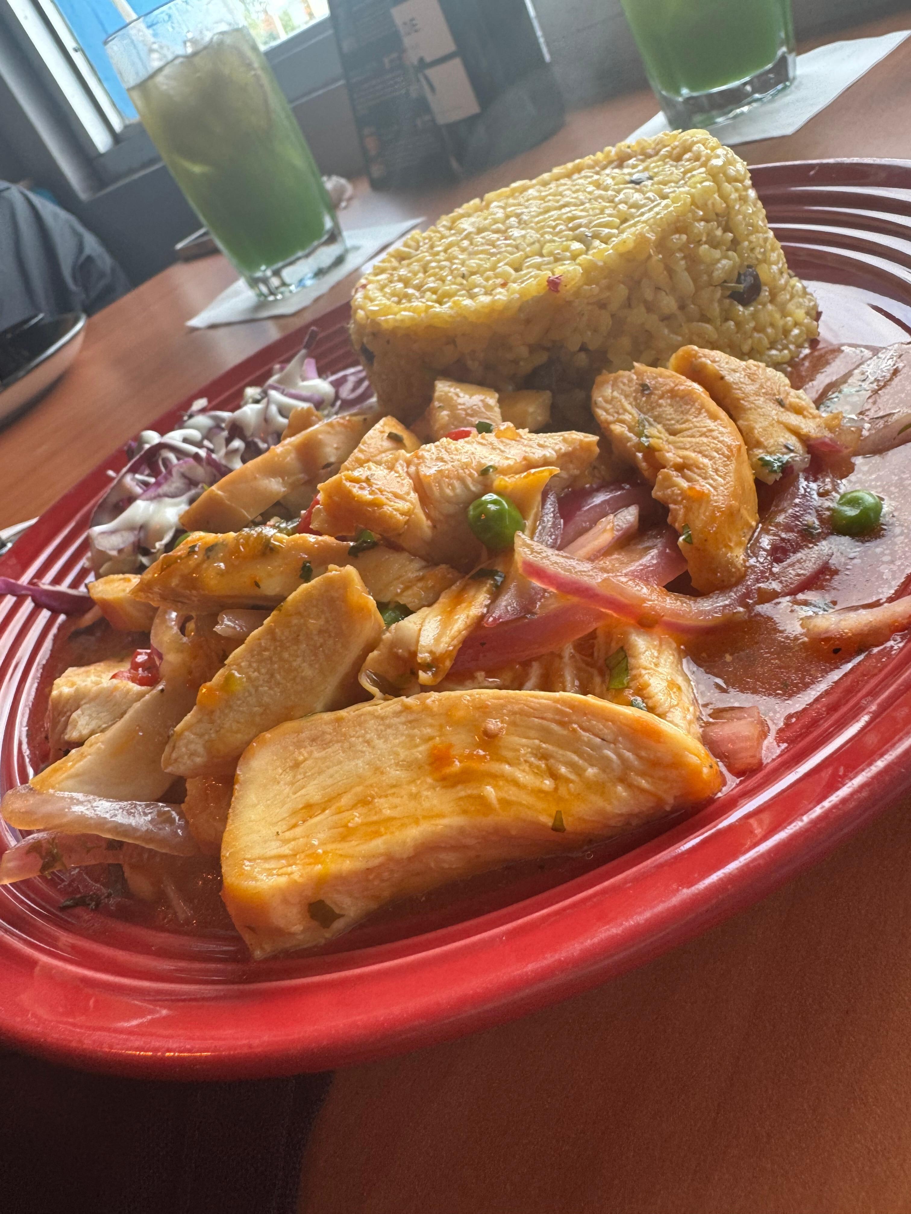 Plato’s Restaurant and Bar… walking distance from casa costera