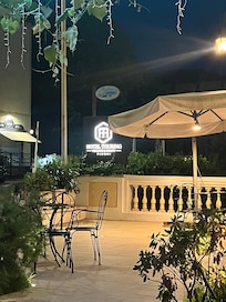 Stunning entrance and relaxing patio perfect to enjoy a glass of wine.