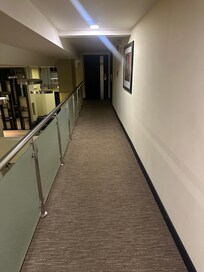 Este es el
Segundo nivel del que hablo! Habitaciones techo bajito