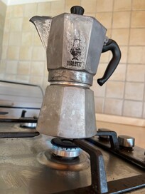 Easy to make good coffee - three different brewing methods avaliable