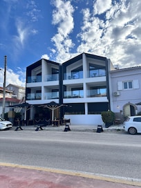 View of the hotel from the road
