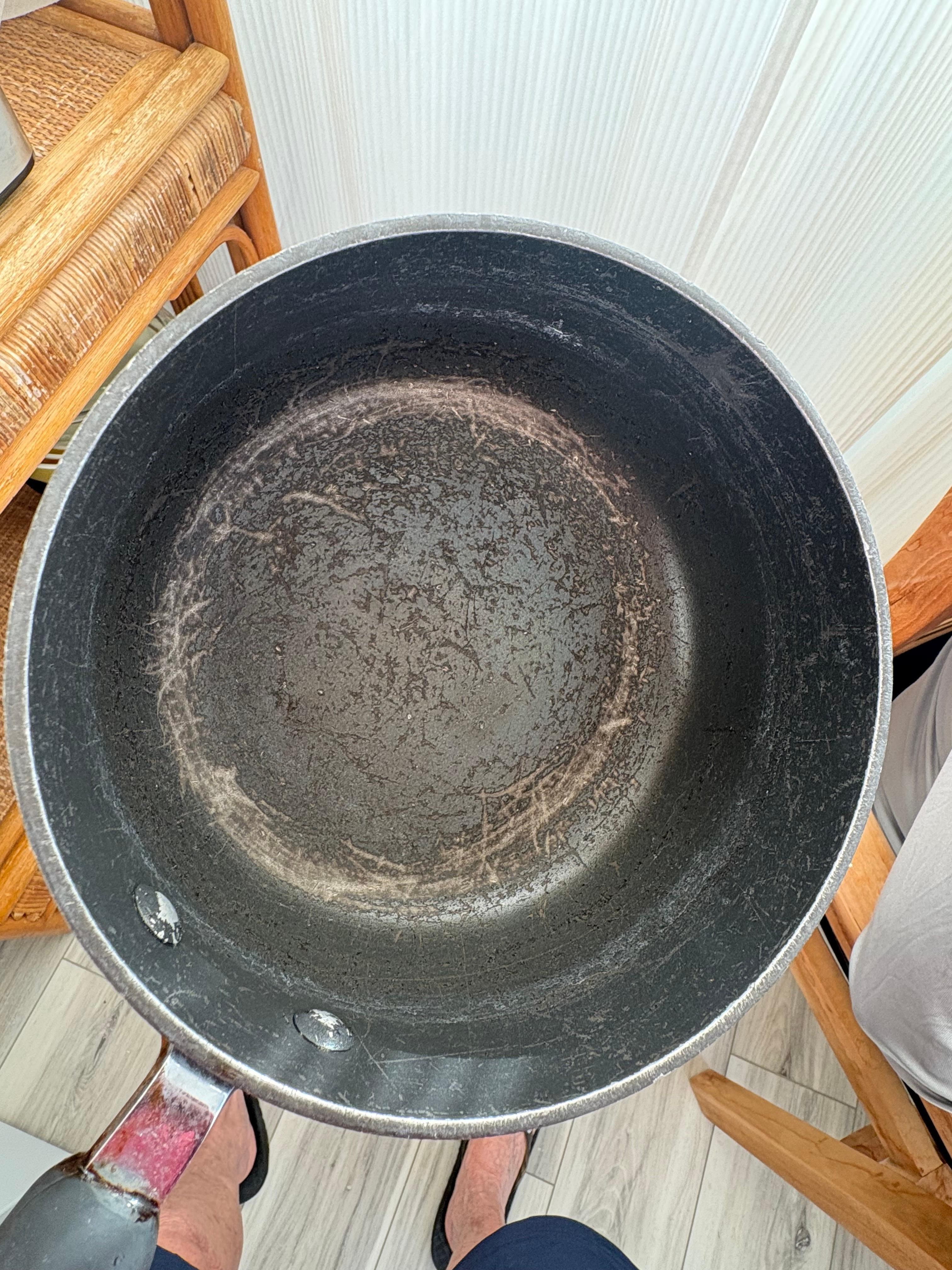 Peeling cookware