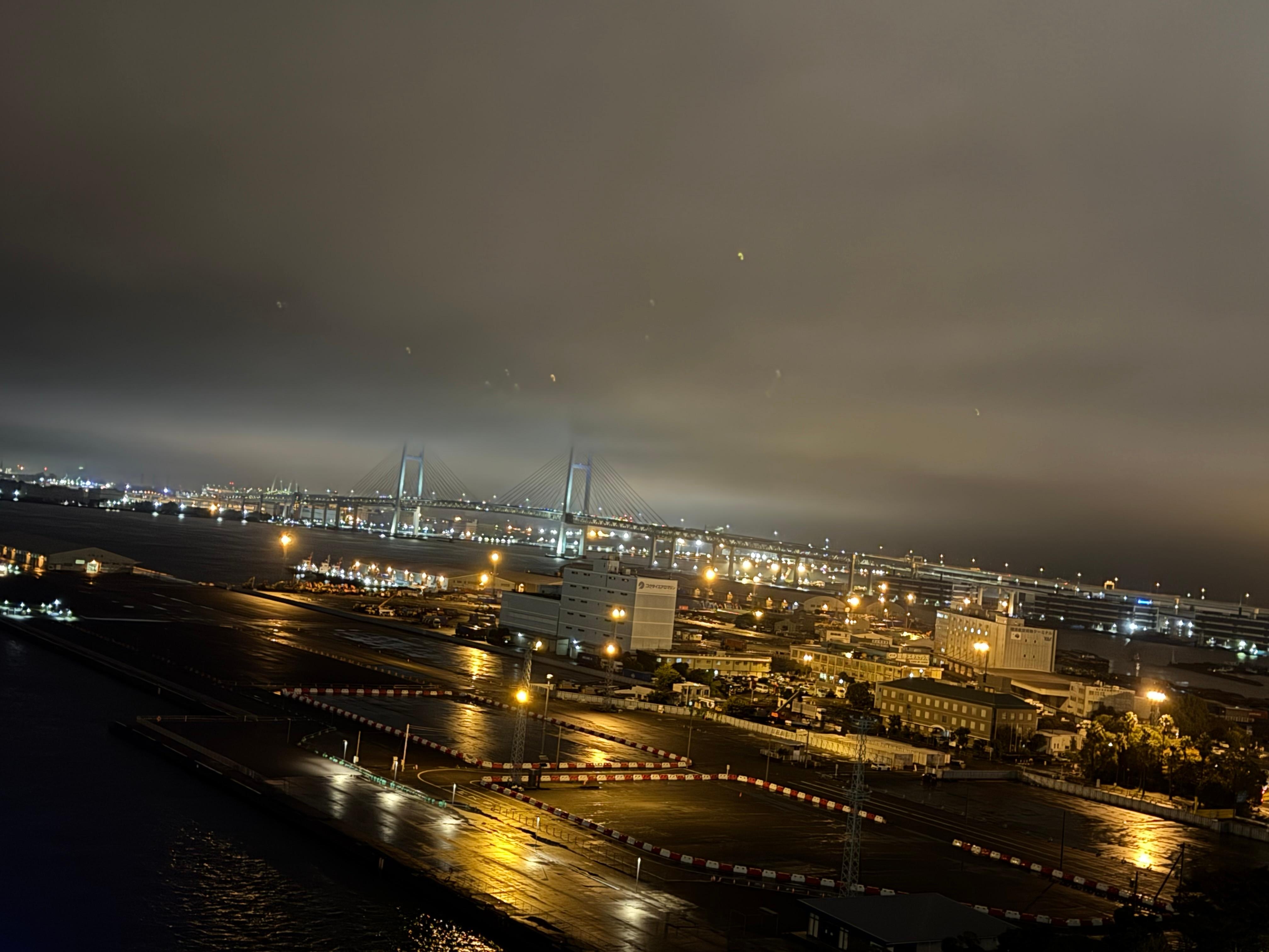 ルーフトップテラスからの夜景